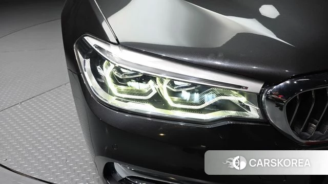 BMW 5 Series (G30) id 4856088 из Кореи 14