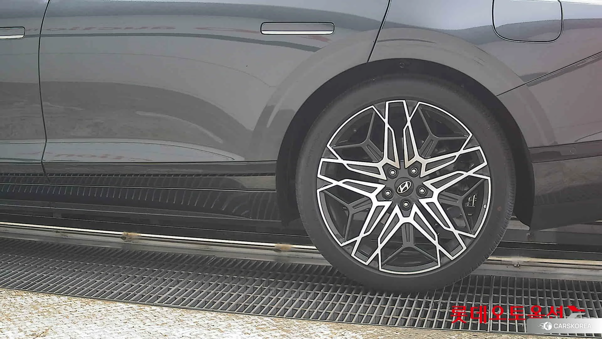 Hyundai Grandeur Hybrid id 3869289 из Кореи 14