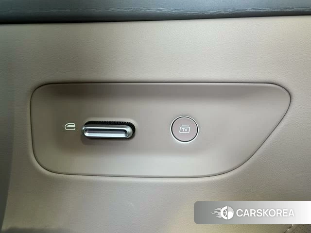 Xiaopeng Motors Xiaopeng X9 id 4253020 из Китая 14