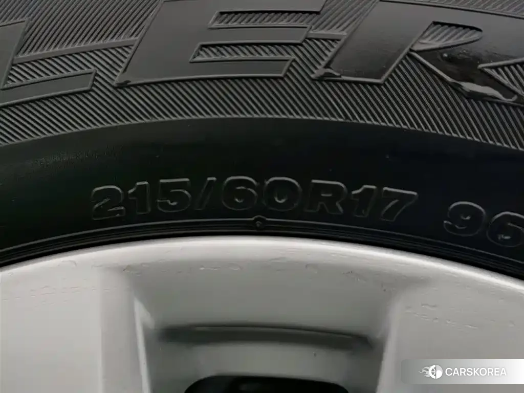 Toyota Corolla id 4589403 из Китая 14