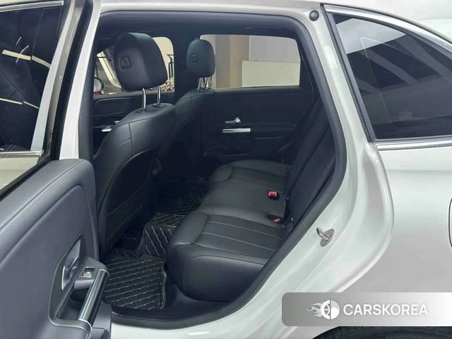 Mercedes-Benz Class B id 4265784 из Китая 14