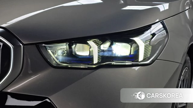 BMW 5 Series (G60) id 4548453 из Кореи 14