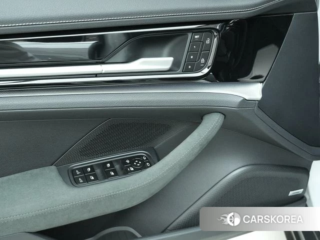 Porsche Panamera id 3920495 из Китая 14