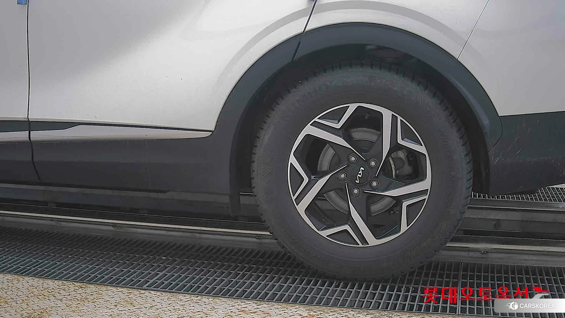 Kia Sportage id 4347372 из Кореи 14