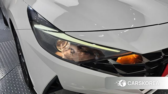 Hyundai Avante Hybrid (CN7) id 4650501 из Кореи 14