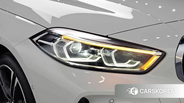 BMW 1 Series (F40) id 4686671 из Кореи 14