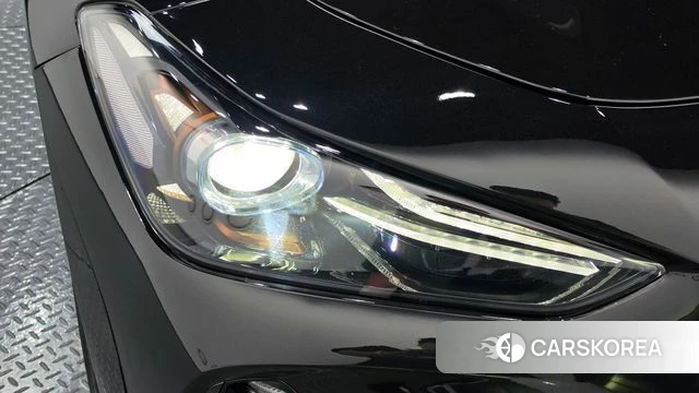 Genesis G70 id 4693804 из Кореи 14