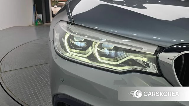 BMW 5 Series (G30) id 4470896 из Кореи 14