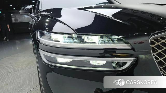 Genesis GV70 id 4692175 из Кореи 14