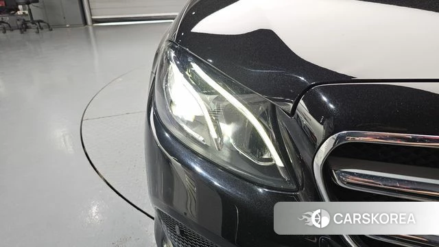 Mercedes-Benz E-Class W213 id 4508375 из Кореи 14