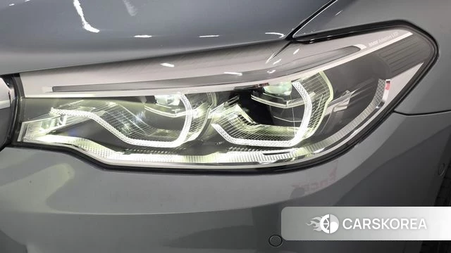 BMW 5 Series (G30) id 4732969 из Кореи 14
