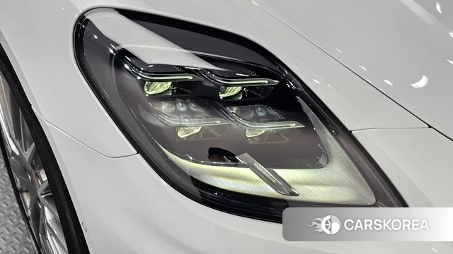 Porsche Panamera (976) id 4590675 из Кореи 14