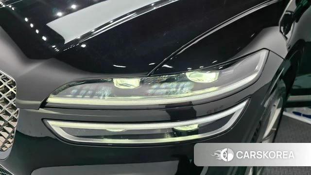 Genesis GV70 id 4381775 из Кореи 14