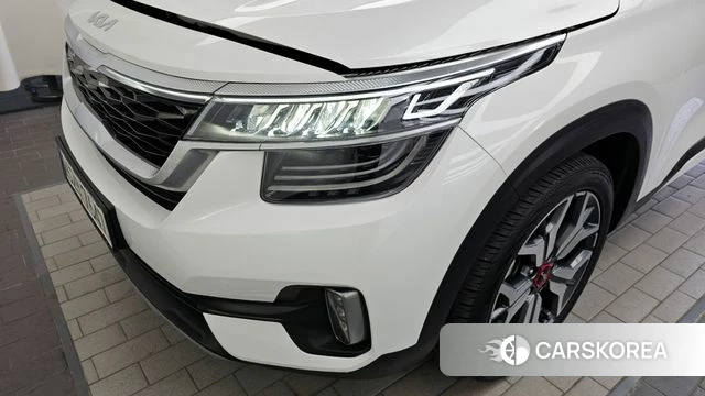 Kia Seltos id 4186686 из Кореи 14