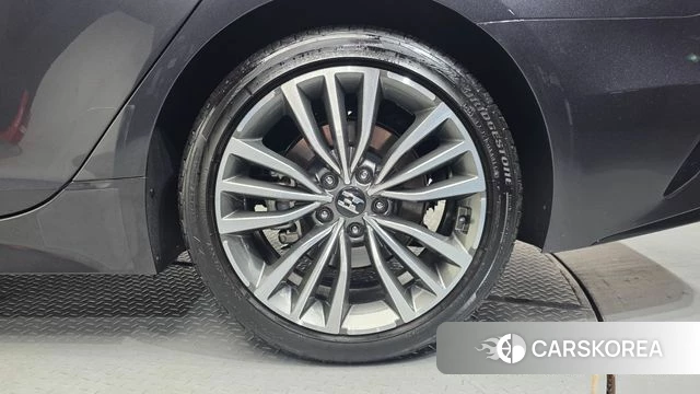 Kia Stinger id 4689462 из Кореи 14