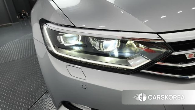 Volkswagen Passat GT (B8) id 4318235 из Кореи 14