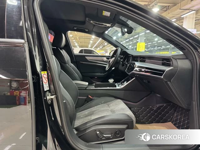 Audi A6L id 4313766 из Китая 14