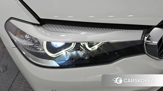 BMW 5 Series (G30) id 4619947 из Кореи 14