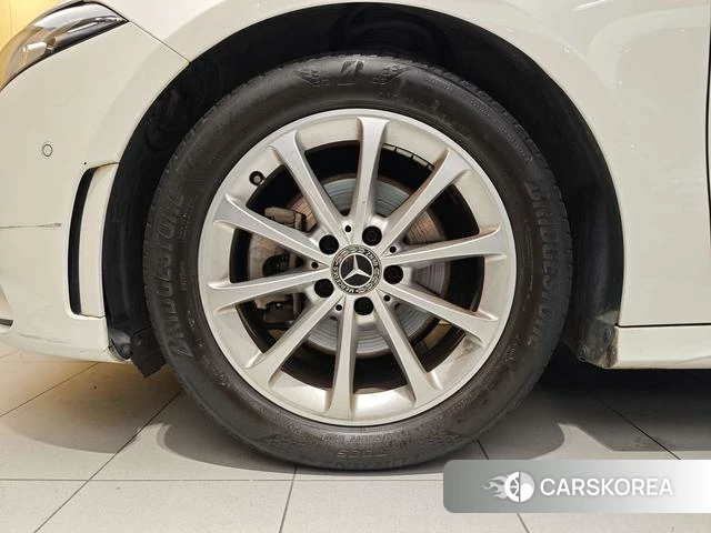 Mercedes-Benz Class A id 4321392 из Китая 14