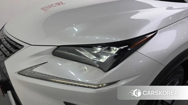Lexus NX300h id 4251089 из Кореи 14