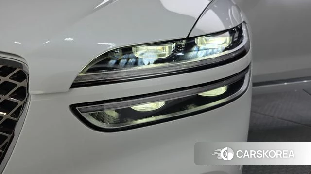 Genesis GV70 id 4834667 из Кореи 14