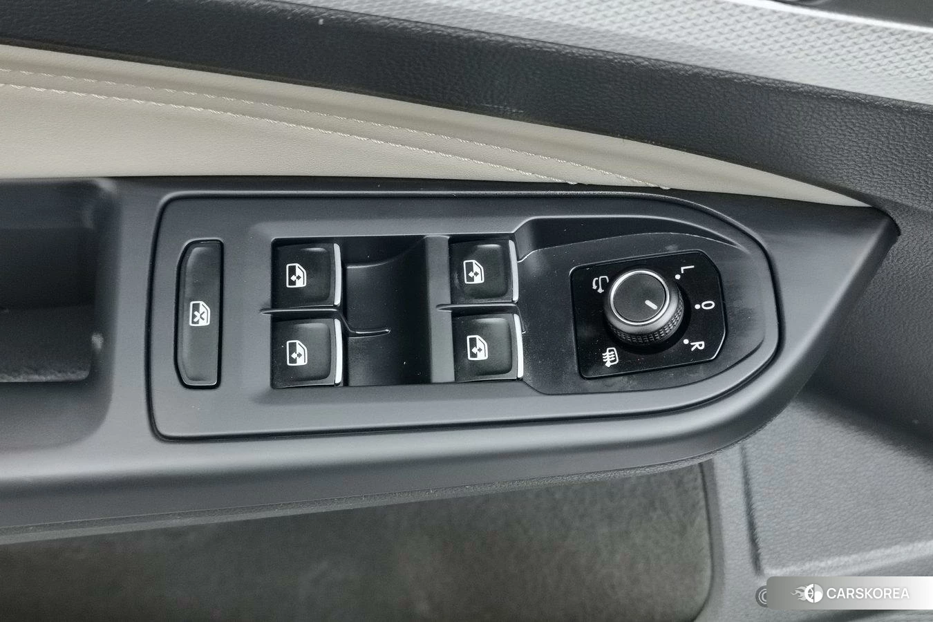 Volkswagen Golf id 4515114 из Китая 14