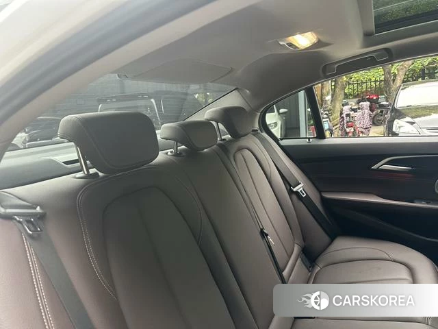 BMW 1 series id 3889138 из Китая 14