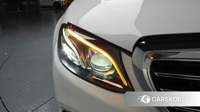Mercedes-Benz E-Class W213 id 4232149 из Кореи 14