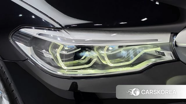 BMW 5 Series (G30) id 4837234 из Кореи 14