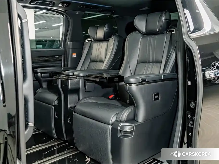 Lexus LM id 4589086 из Китая 14