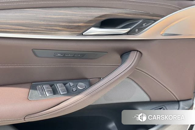 BMW 5 series id 4265103 из Китая 14