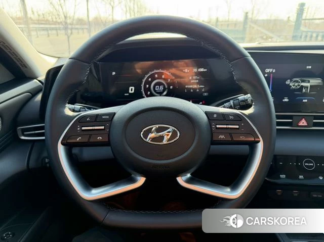 Hyundai Elantra id 4027635 из Китая 14