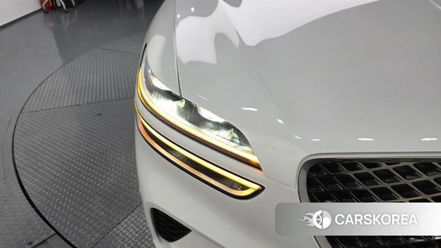 Genesis GV70 id 4560777 из Кореи 14