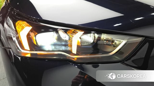 BMW 5 Series (G60) id 4629851 из Кореи 14