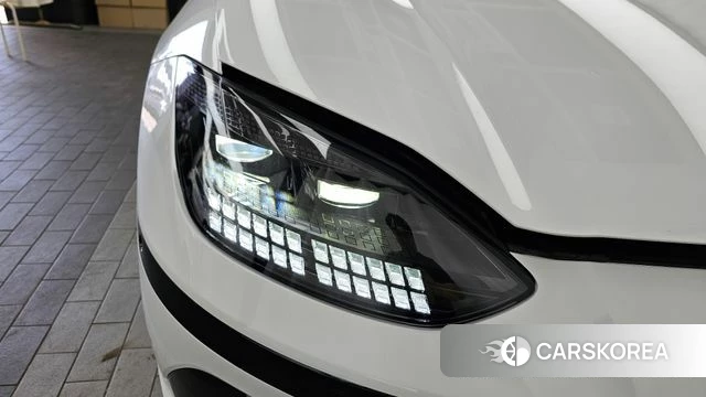 Hyundai Ionic 6 id 4201808 из Кореи 14