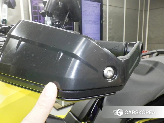 Honda X-ADV 750 id 4206141 из Японии 14