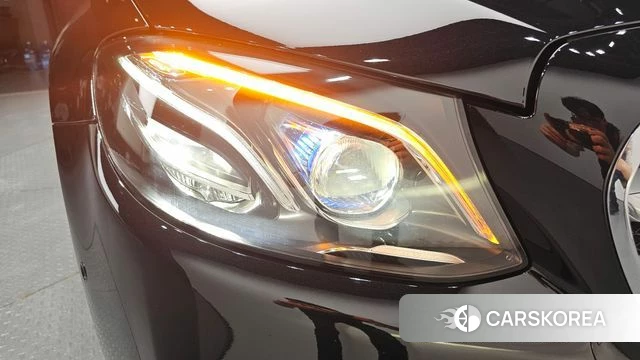 Mercedes-Benz E-Class W213 id 4581569 из Кореи 14