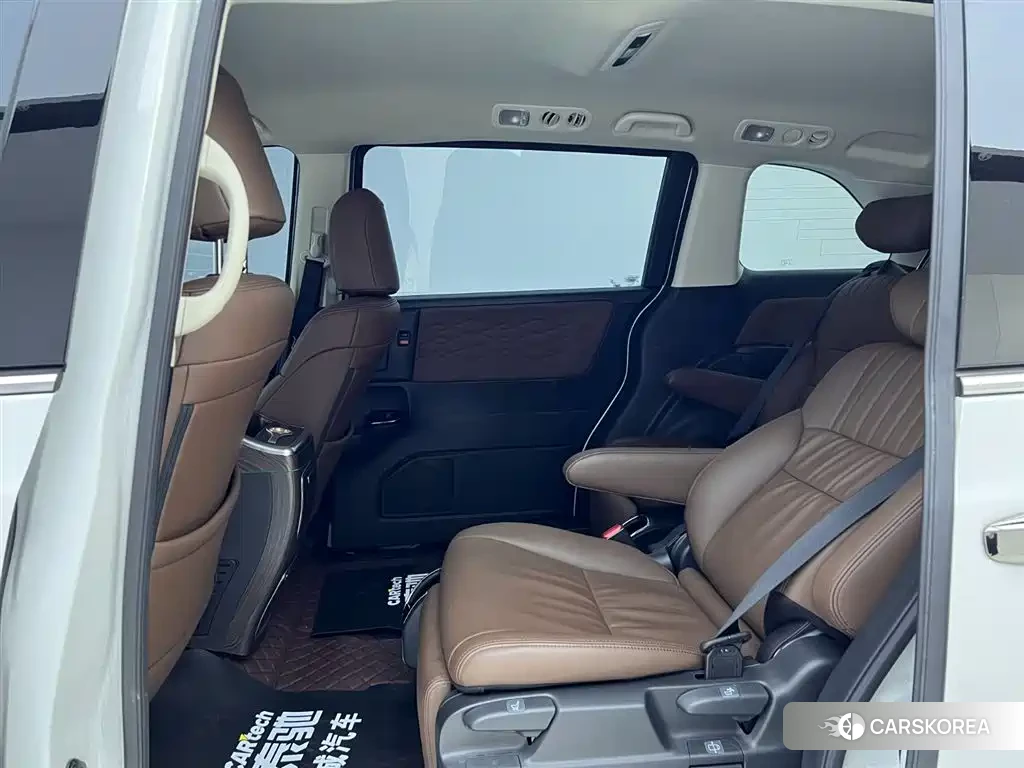 Honda Odyssey id 4599687 из Китая 14