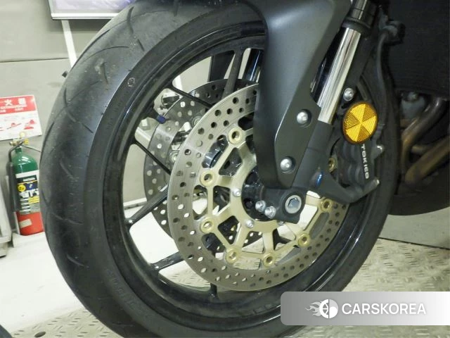 Проданный Honda CBR600RR id 4016309 из Японии, фото 14