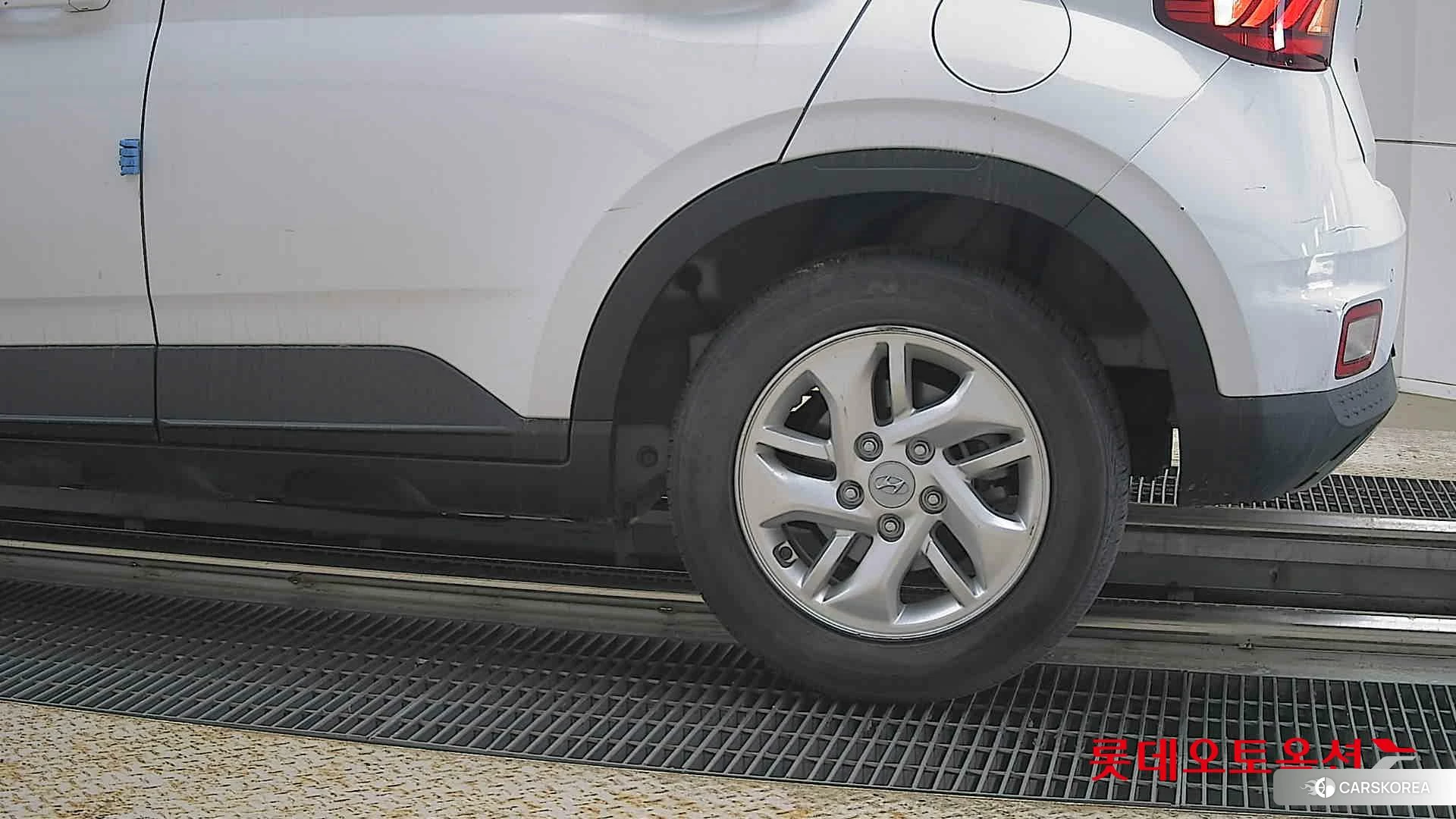 Hyundai Venue id 4289503 из Кореи 14