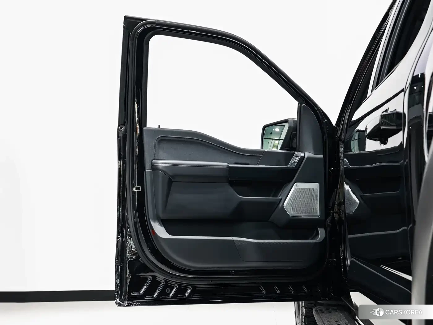 Ford F-150 id 4649283 из Китая 14