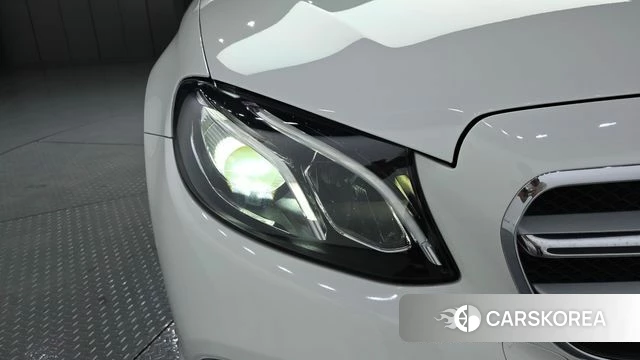 Mercedes-Benz E-Class W213 id 4856473 из Кореи 14