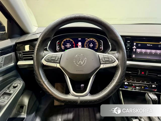 Volkswagen Passat id 3876057 из Китая 14
