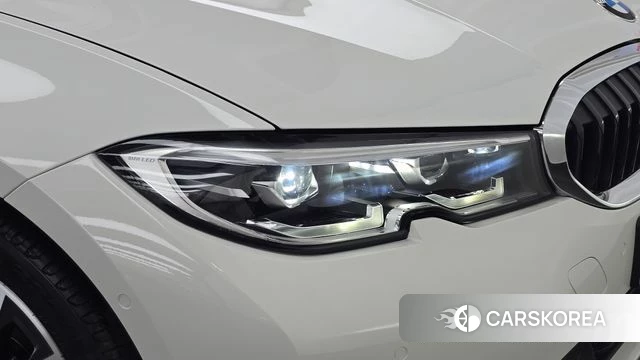 BMW 3 Series (G20) id 4631964 из Кореи 14