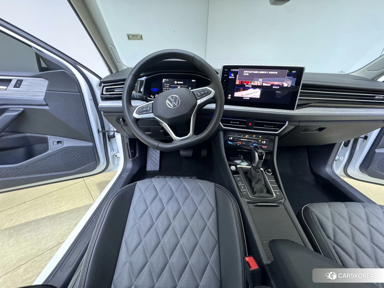 Volkswagen Sagitar id 4514834 из Китая 14
