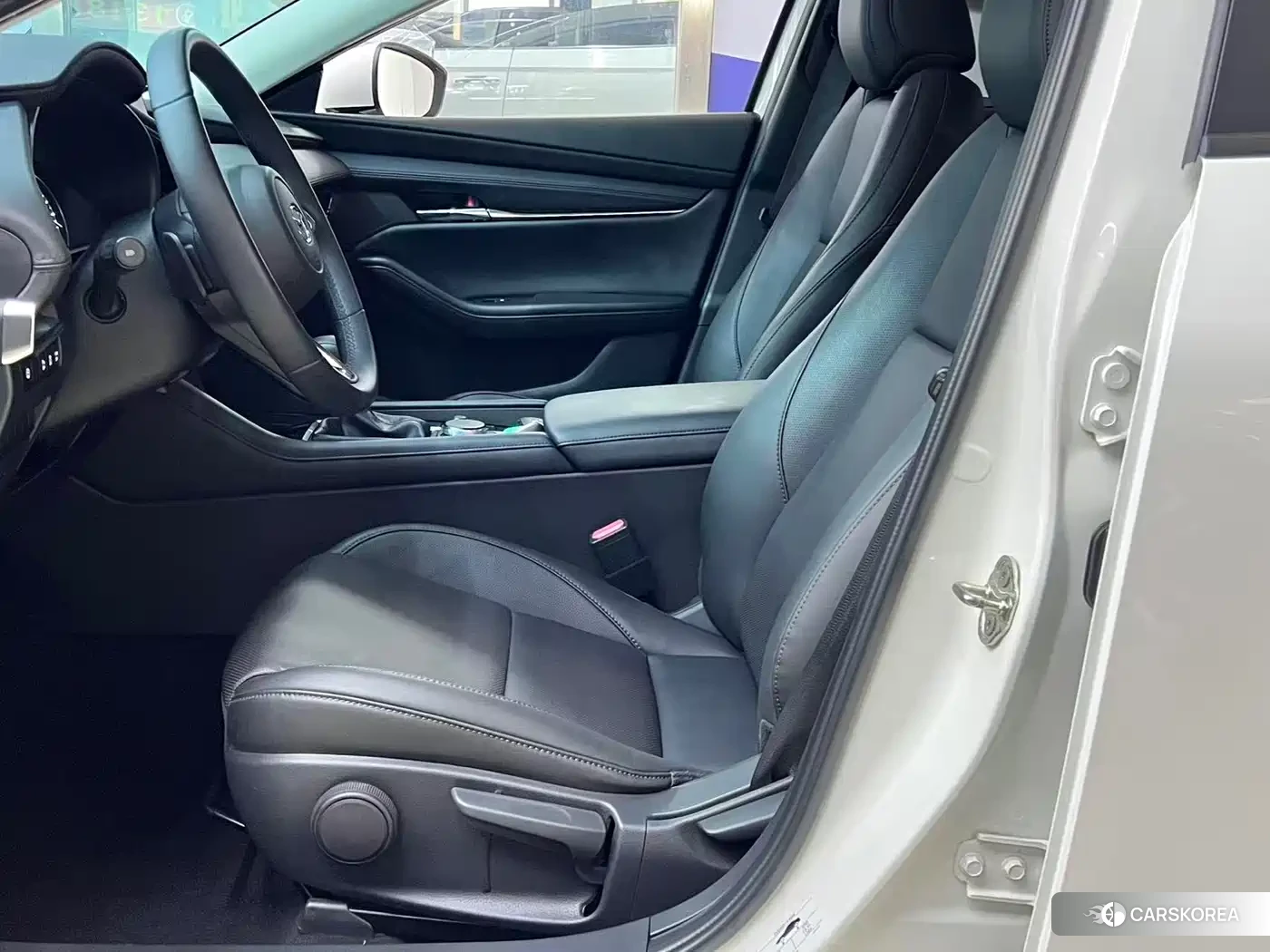 Mazda 3 id 4546695 из Китая 14