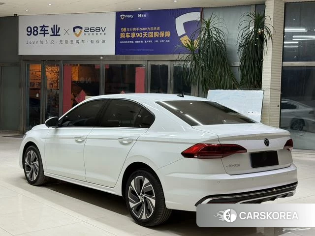 Volkswagen Bora id 4207738 из Китая 14