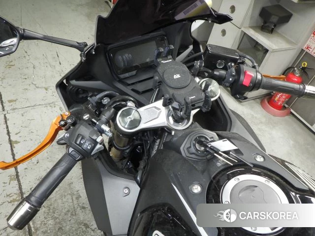 Проданный Honda CBR650R id 3995127 из Японии, фото 14