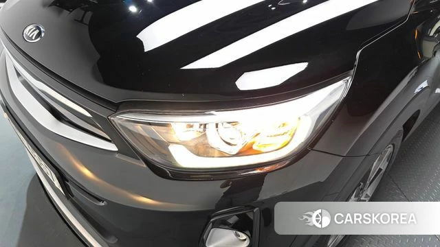Kia Stonic id 4203643 из Кореи 14
