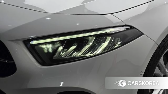 Mercedes-Benz A-Class W177 id 4468667 из Кореи 14